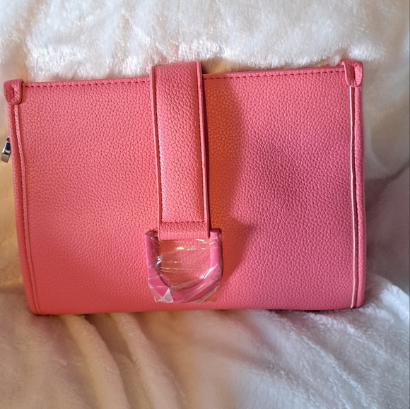 NWOT PINK CONVERTIBLE CLUTCH - Picture 2 of 15